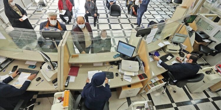 سرنوشت سپرده مردم پس از انحلال بانکها چه میشود؟