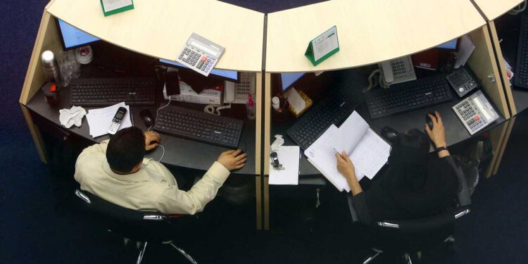 پیش بینی بورس؛ کوچک بخرید