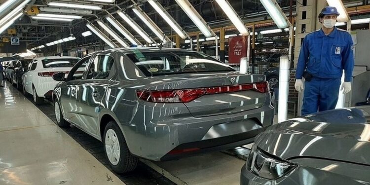 امروز کدام خودرو گران شد؟