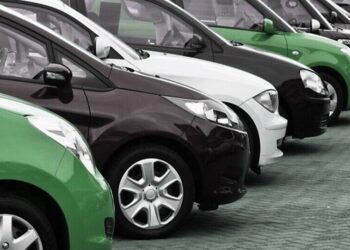 توزیع ۱۰ میلیارد دلار رانت بین دلالان خودرو در ۶ سال