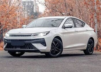 آغاز فروش نقدی KMC J7 کرمان موتور