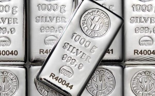 گشایش نخستین انبار شمش نقره بورس کالا