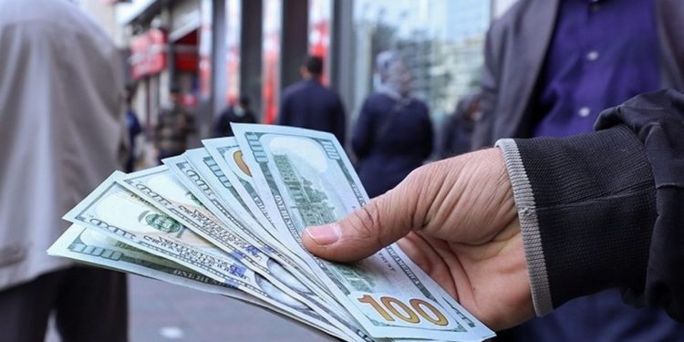 پیش بینی قیمت دلار : ثبات فریبنده یا آرامش پیش از طوفان؟