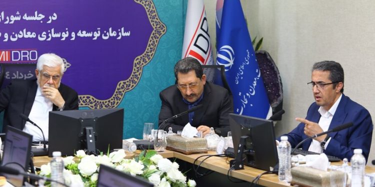 خواسته های سه‌گانه صنایع معدنی از دولت