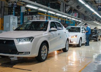 صنعت خودرو در مسیر فروپاشی مالی