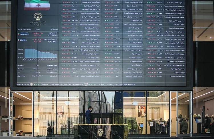 بورس در آستانه جهش بزرگ؛ هشدار کارشناسان درباره دام توهم سود