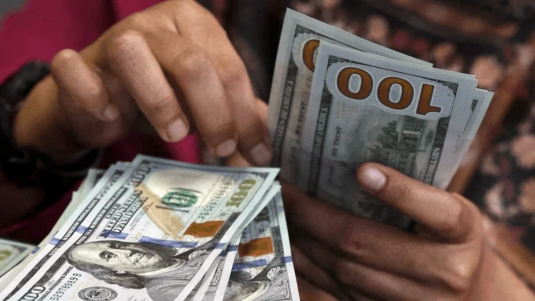 پیش بینی قیمت دلار امروز 7 بهمن 1404