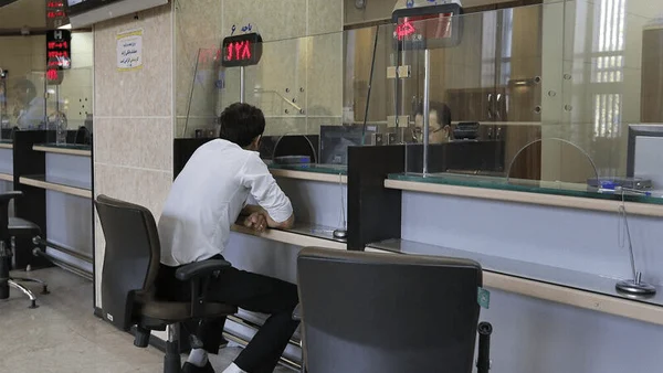 سقف دریافت وجه نقد از باجه بانک‌ها چقدر است؟